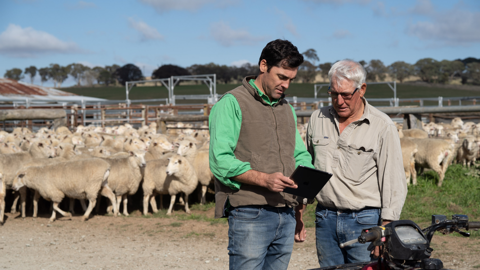 Farmers on Tablet